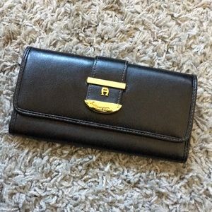 Etienne Aigner wallet